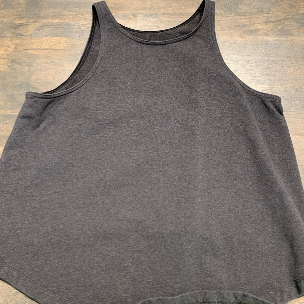 Lululemon tank size 12